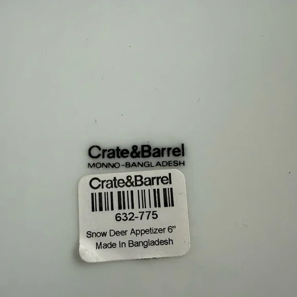 Crate&Barrel Red and White Reindeer Plate - Picture 2 of 2